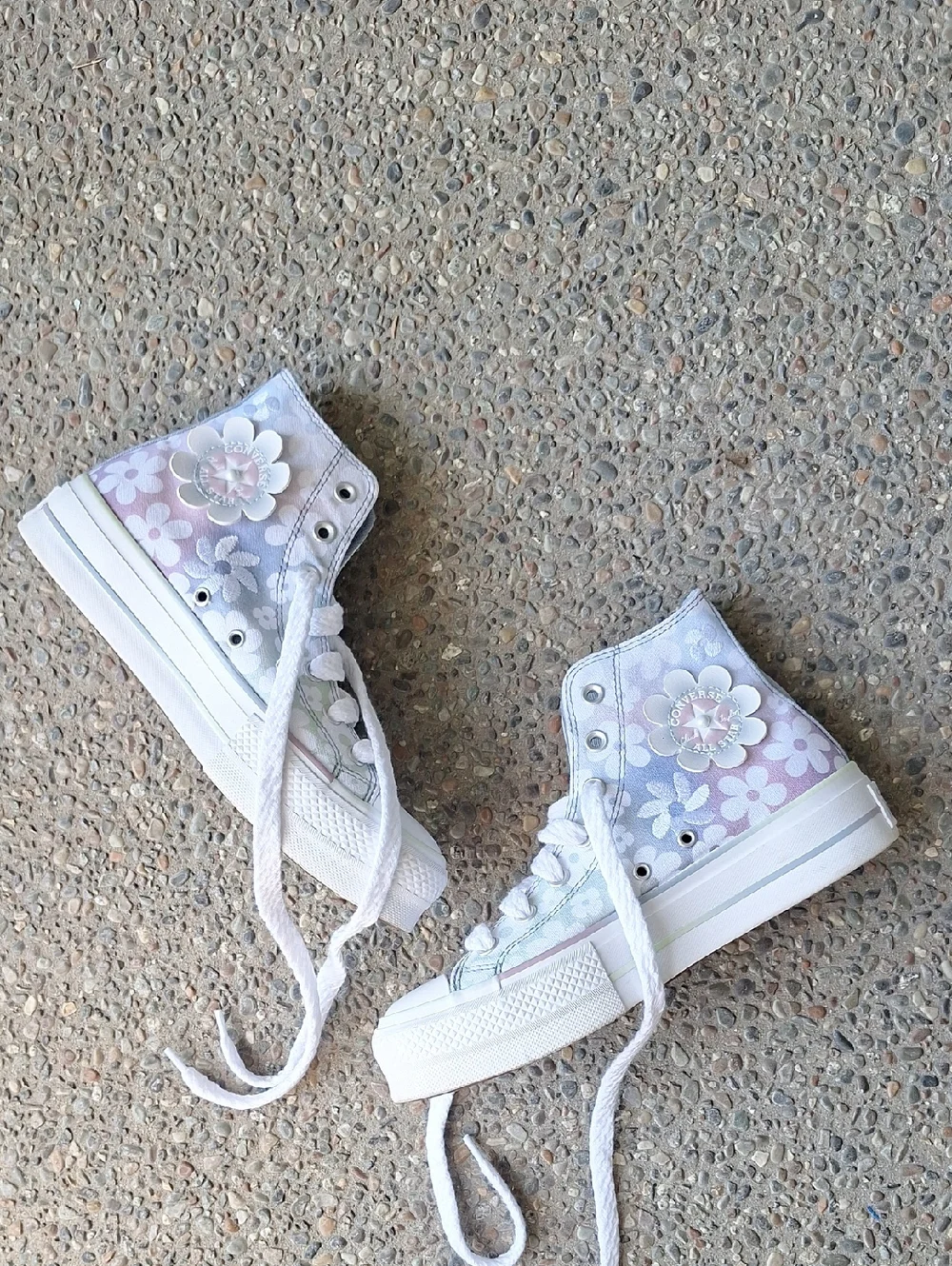 Converse Chuck Taylor All Star Lift Sneakers In Gradient Flowers Fairycore Sz 8 - Picture 3 of 9